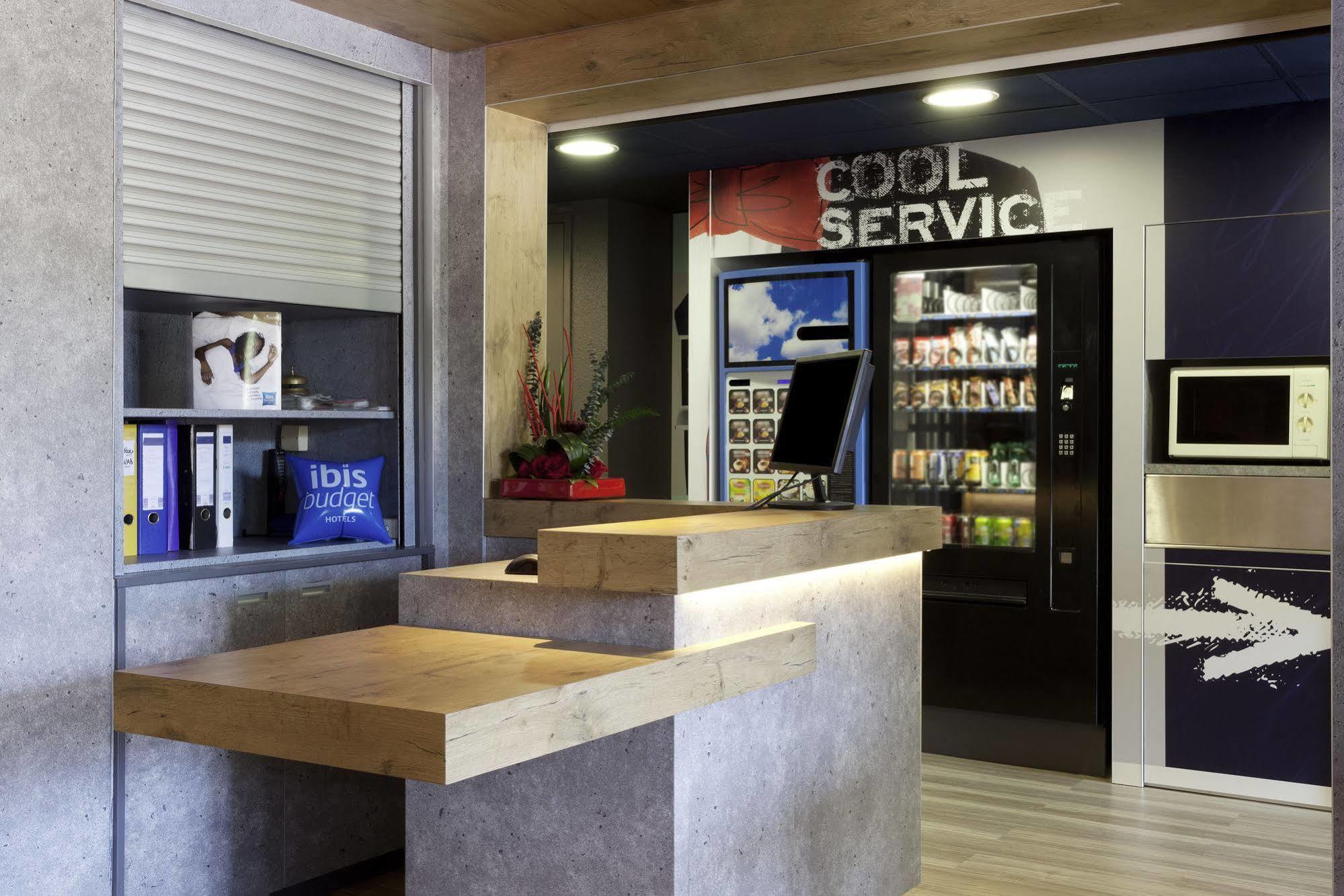 Ibis Budget Aix En Provence Est Le Canet Мерой Екстериор снимка