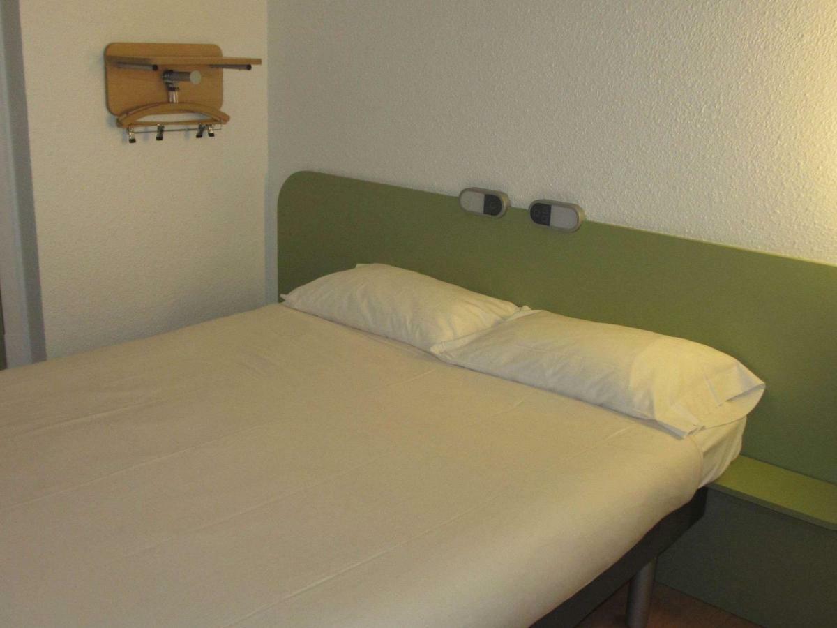 Ibis Budget Aix En Provence Est Le Canet Мерой Екстериор снимка